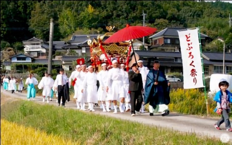 110 Re3 2 Shirahigetawara Shrine Doburoku Matsuri